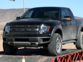 2010_Ford_F-150_SVT_Raptor.jpg
